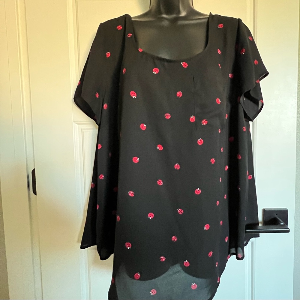 Chiffon short sleeve lady bug print top